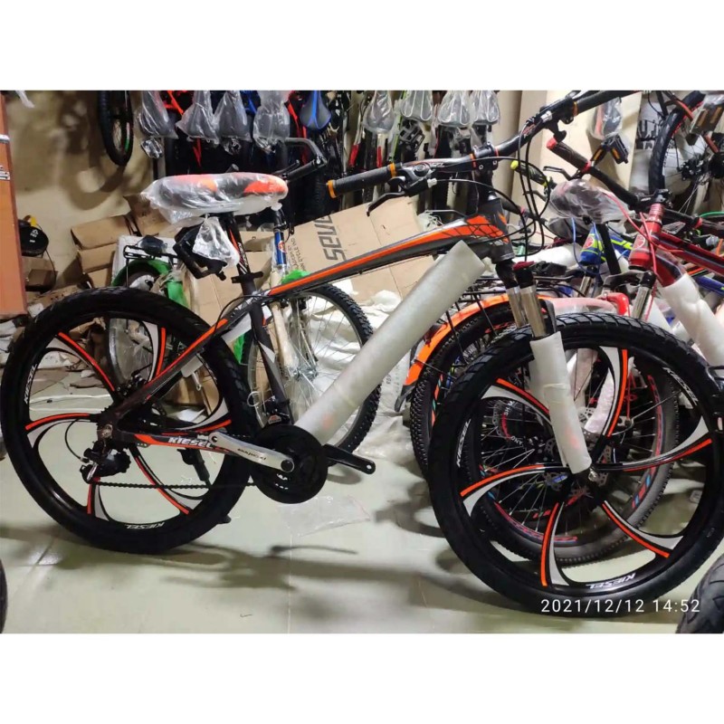 Kisesel Alloy Honda Rim,  04 Colour ,  Black red,  Black blue,  Black green,  Black orange .