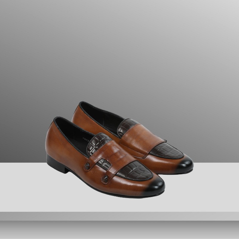 Classic Party Shoes with Golden Metal Chain. Suitable for formal attire.